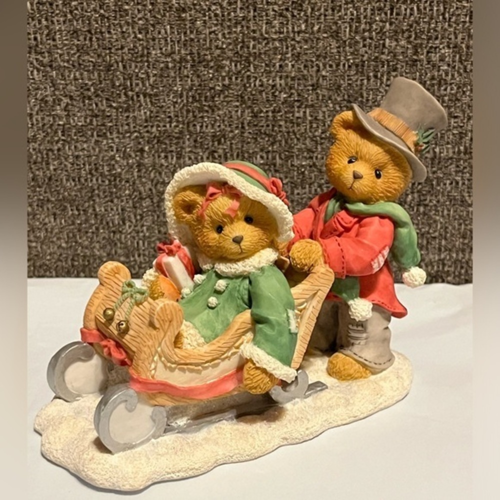Cherished Teddies Lindsey and Lyndon “Walking in a Winter Wonderland” 1996 Decor